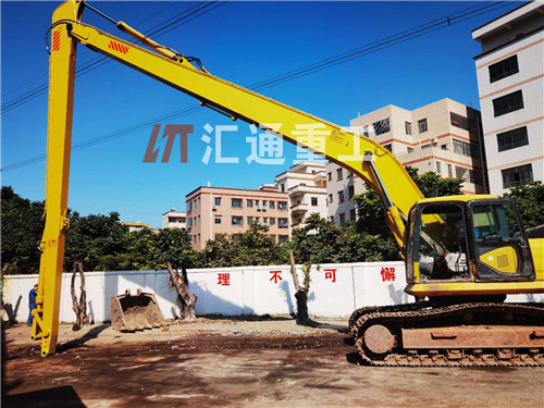 挖掘機(jī)加長(zhǎng)臂廠家，長(zhǎng)臂挖掘機(jī)，卡特挖掘機(jī)加長(zhǎng)臂